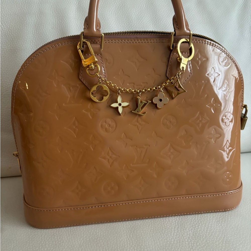Louis Vuitton Fleur de Monogram Bag Charm Chain - Picture 2 of 6